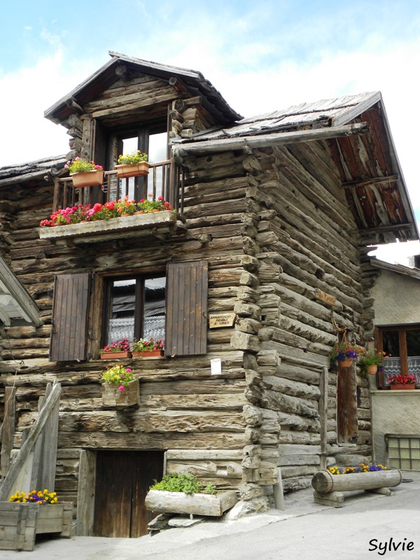 FACADE-ALPES-ST-VERAN-ALPES