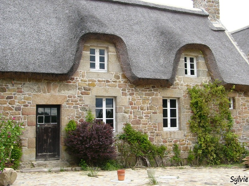 FACADE-BRETAGNE-COTE-GRANIT-ROSE