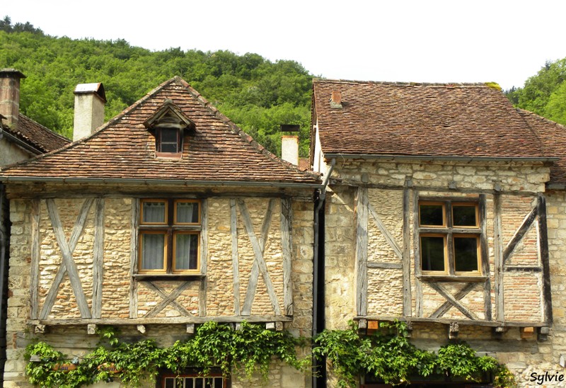 FACADE1-ST-CIRQ-LAPOPIE