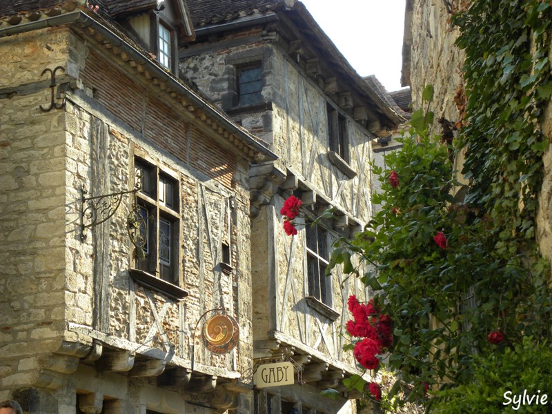 SAINT-CIRQ-LAPOPIE11