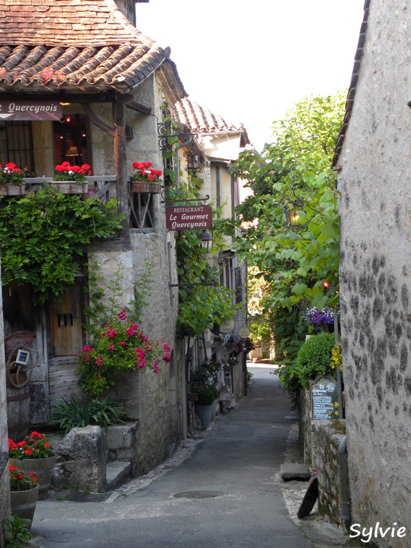 SAINT-CIRQ-LAPOPIE14