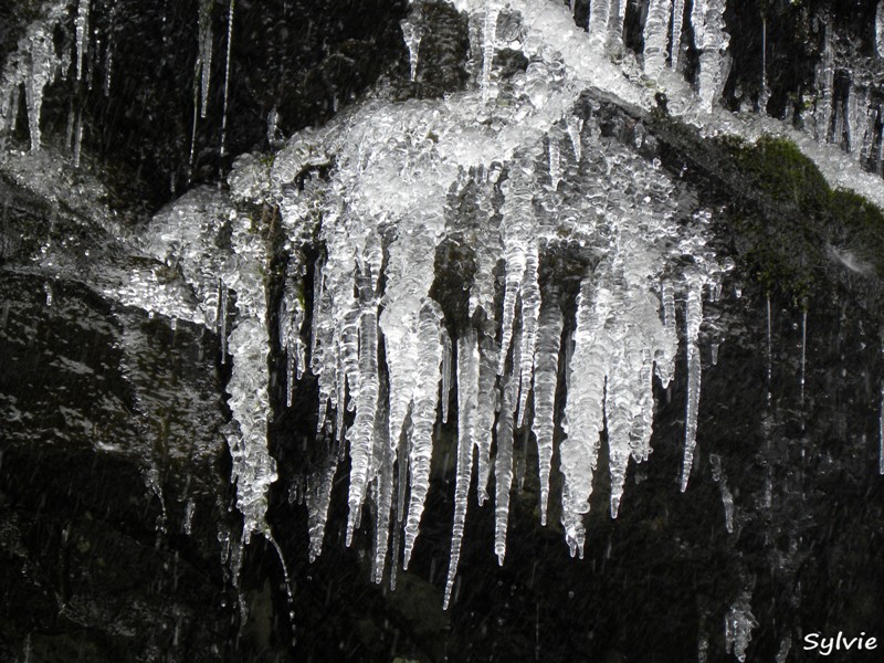 cascade-saut-du-loup-4