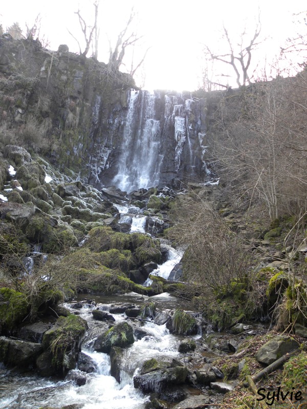 cascade vaucoux anglard