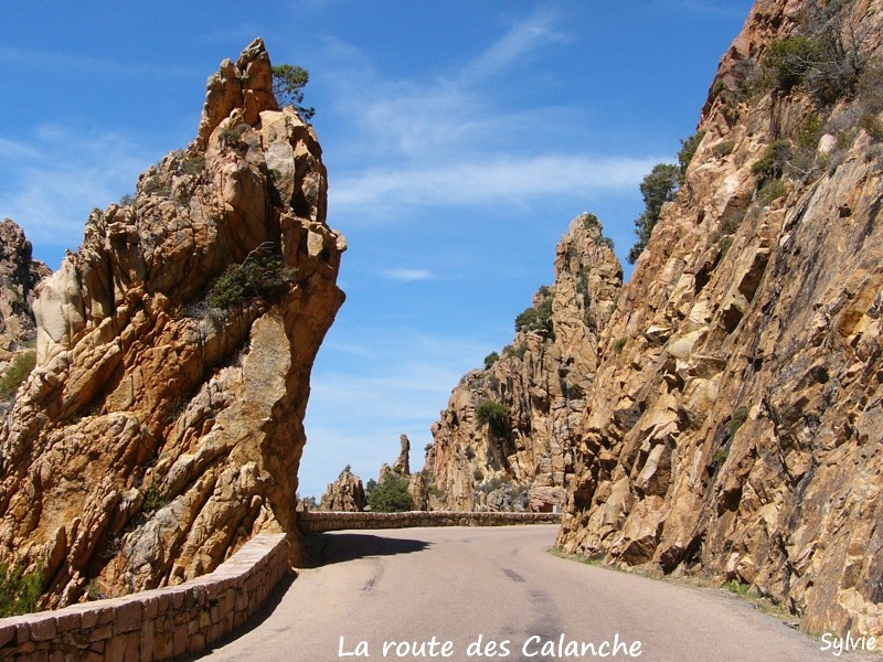 la-route-des-Calanche