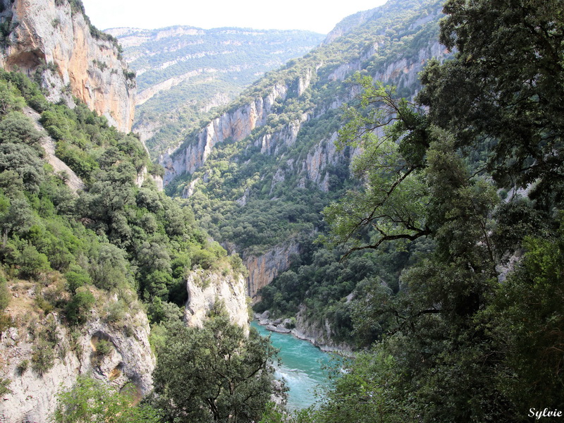 lac de mediano gorge el entremon3