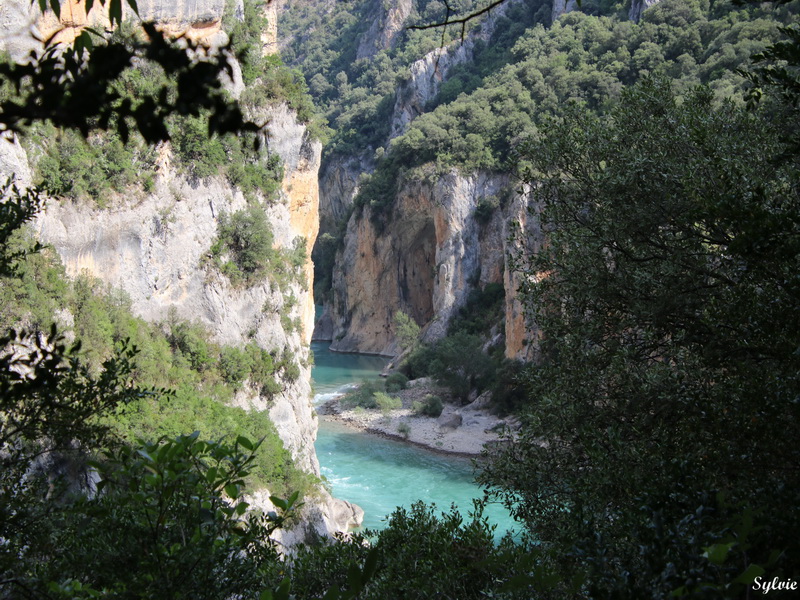 lac de mediano gorge el entremon5