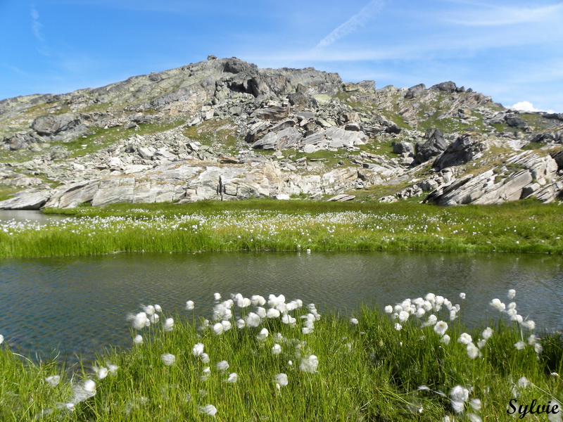 refuge et lac de la blanche lac blanchet inferieur12