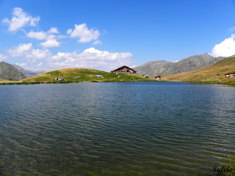 refuge et lac de la blanche lac blanchet inferieur14