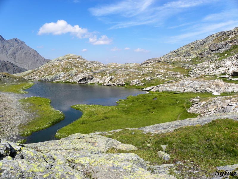 refuge et lac de la blanche lac blanchet inferieur7